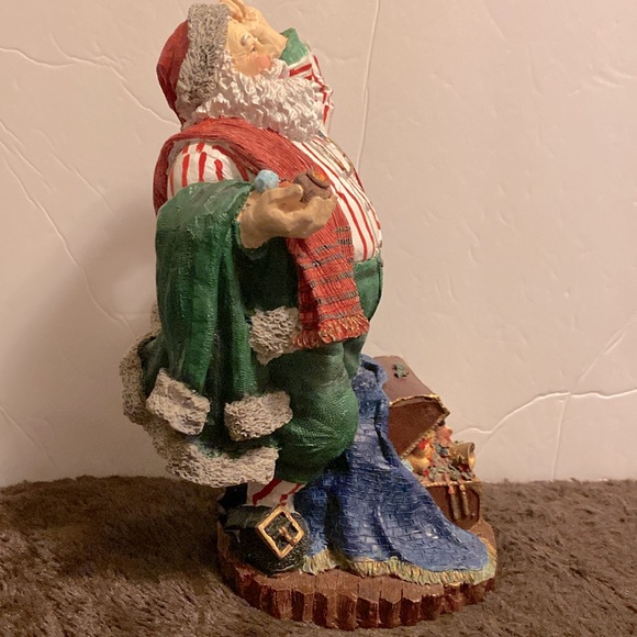 Vintage possible dreams Toys Treasure box Santa with pipe poly resin 5Lx5Wx10H - Picture 6 of 9